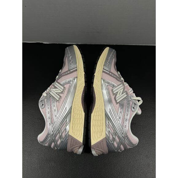 New Balance 1906R Pastel Pack Rose Sugar U1906RNF Size 11.5 Men Pink Mesh Runner